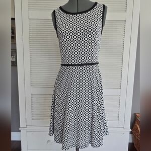Max Studio | Black and White Textured Dress